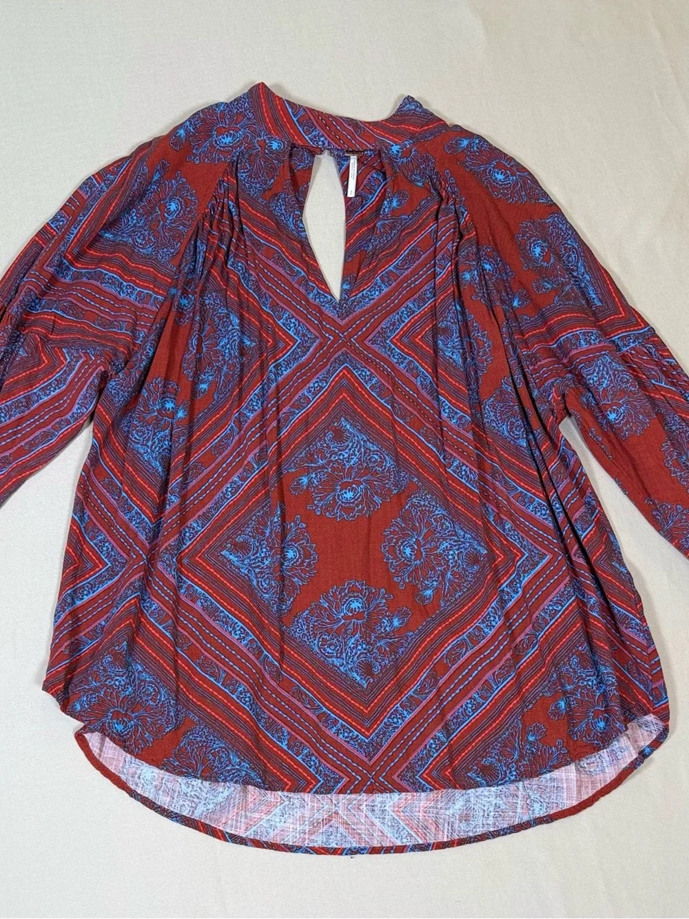 Free People Walking on a Dream Boho Long Sleeve Keyhole Tunic, size Small.